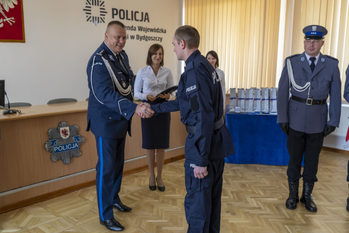 Młodzi policjanci złożyli w Bydgoszczy ślubowanie 