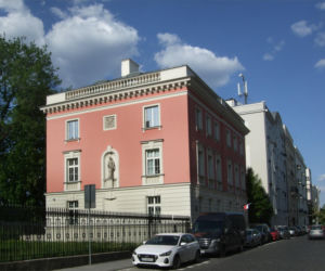 Aleja Róż w Warszawie - artystyczna ulica w powojennej stolicy