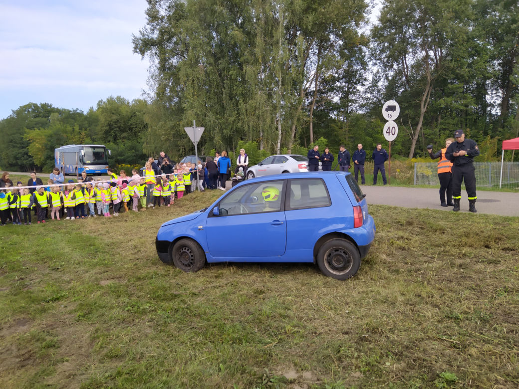 ZOBACZ ZDJĘCIA z akcji "Bezpieczny przejazd" w Koszewnicy, w gminie Kotuń - 15.09.2022