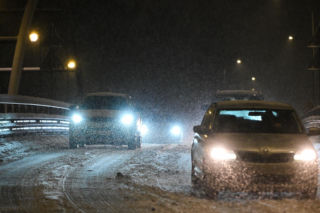 Tatry zasypane śniegiem i lawinami! TPN ostrzega: tych szlaków unikajcie zimą
