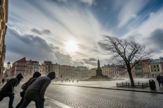 Krosno przygotowuje się na weekend. Od wiatru po niebo bez słońca?