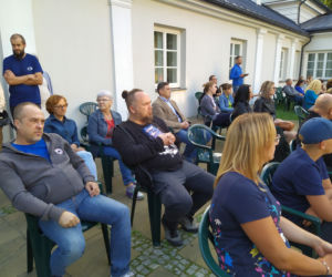 Spotkanie autorskie Artura Ziontka i koncert siedleckich artystów przy fontannie 18.08.2021