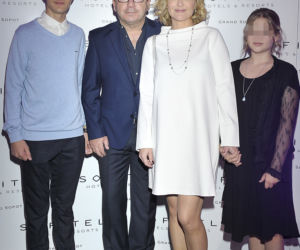 ZBIGNIEW ZAMACHOWSKI, MONIKA ZAMACHOWSKA I JEJ DZIECI