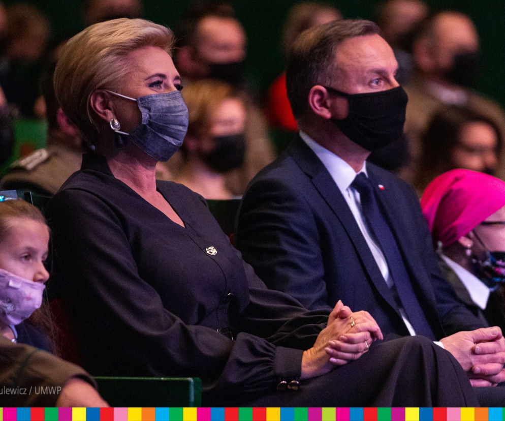 Białystok. Koncert dla chorych dzieci funkcjonariuszy Straży Granicznej. Był prezydent Andrzej Duda z żoną