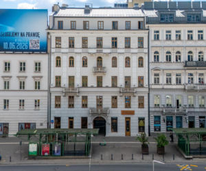 Południowa pierzeja Alej Jerozolimskich w centrum Warszawy