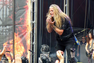 Sebastian Bach (eks-Skid Row) zaśpiewał na koncercie słynny przebój Twisted Sister. To przedsmak tego, co nas czeka 