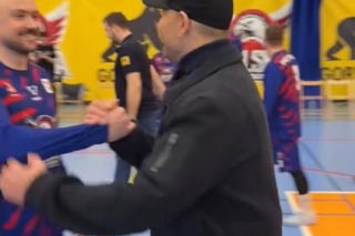 Niespodziewana wizyta Karola Nawrockiego na meczu! Szok, kto mu towarzyszył. Wideo niesie się po sieci!