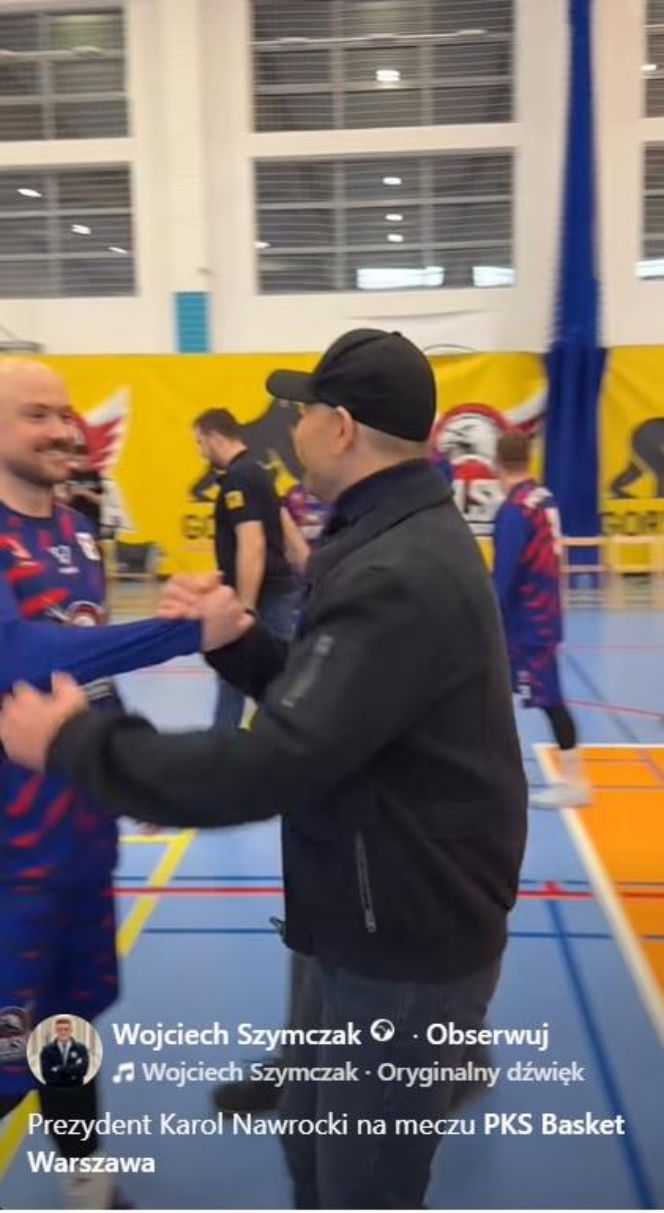 Niespodziewana wizyta Karola Nawrockiego na meczu! Szok, kto mu towarzyszył. Wideo niesie się po sieci!