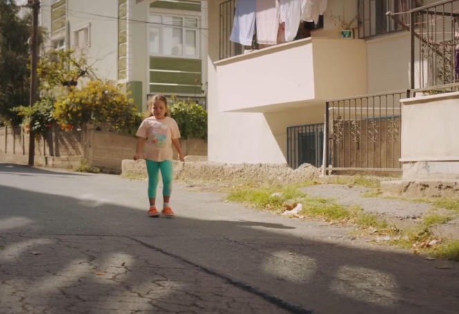 "Dziedzictwo", odcinek 870: Nana i Yusuf trafiają w ręce Szakala. Doga zostaje potrącona przez samochód