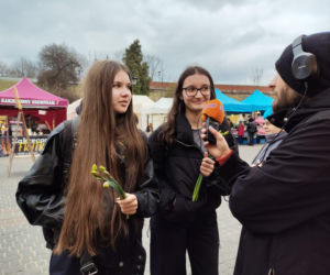 ESKA Lublin rozdawała żonkile na wiosnę