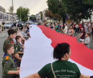 „Cześć i chwała bohaterom!”. Siedlczanie spotkali się w centrum miasta, by uczcić 82. rocznicę wybuchu Powstania Warszawskiego