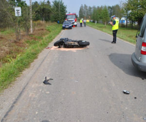 Wypadek z udziałem motocyklisty w Zręcinie na Podkarpaciu