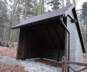 Nowa brama do królestwa Łysicy. Inwestycja w Świętej Katarzynie podnosi standardy turystyki w ŚPN