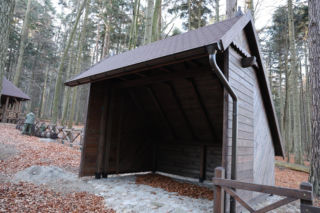 Nowa brama do królestwa Łysicy. Inwestycja w Świętej Katarzynie podnosi standardy turystyki w ŚPN