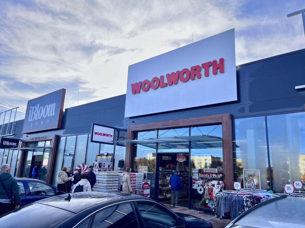 Tłumy na otwarciu sklepu Woolworth w Gorzowie