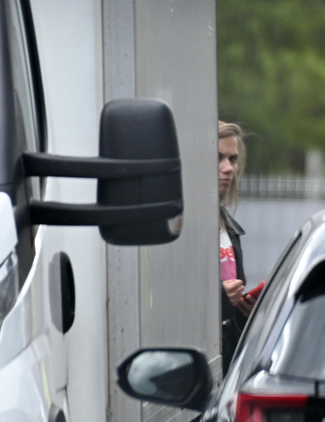 Kaczorowska wyniosła Peli pół domu