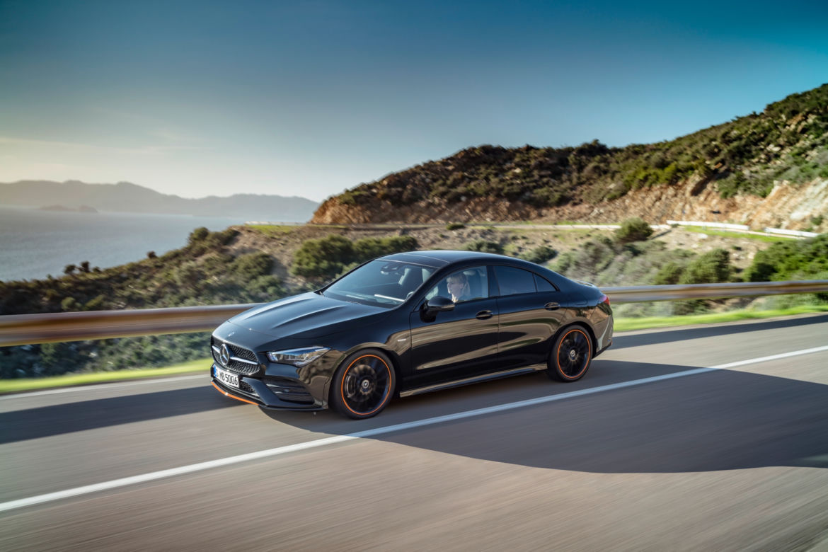 Mercedes-Benz CLA Coupe Edition Orange Art AMG Line