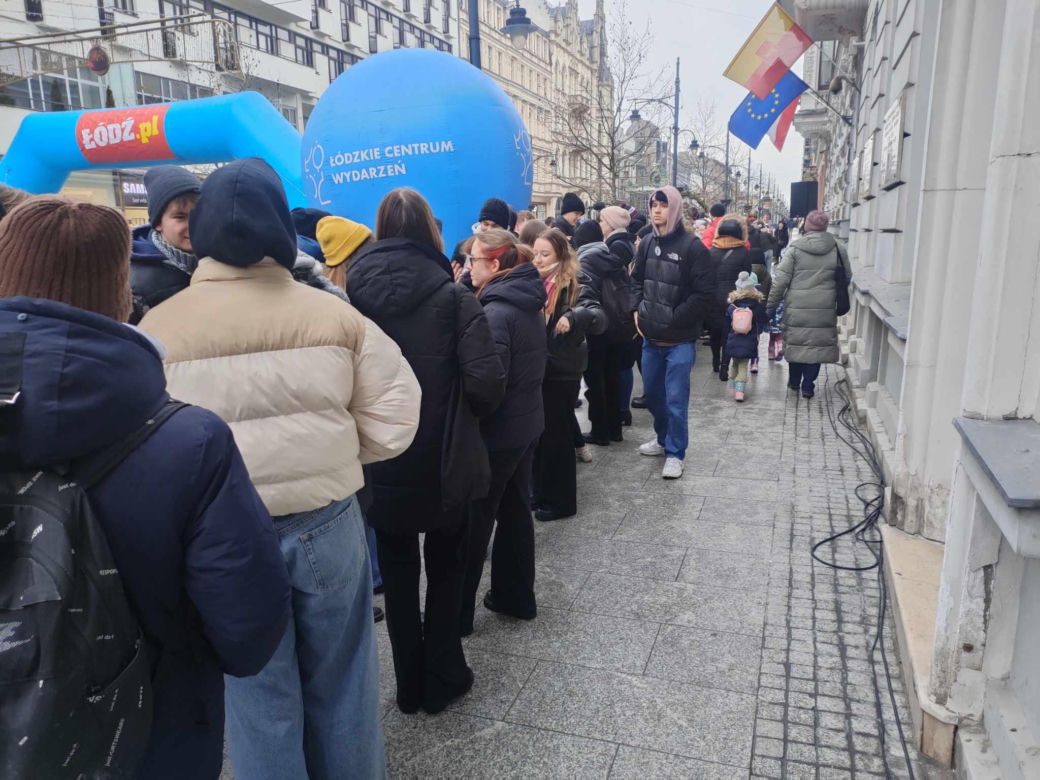 Polonez dla Łodzi. Setki łodzian we wspólnym tańcu [ZDJĘCIA]