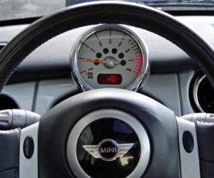 MINI Cooper 2003 rok