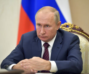 Putin ma Parkinsona? Odda władzę w styczniu. Szokujące plotki