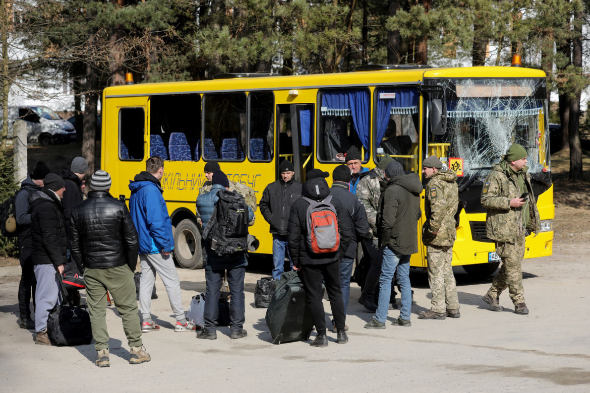35 osób zginęło w rosyjskim ostrzale rakietowym Międzynarodowego Centrum Operacji Pokojowych i Bezpieczeństwa w obwodzie lwowskim