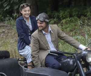 CZAS HONORU 5. Lena (Agnieszka Więdłocha), Janek (Antoni Pawlicki)