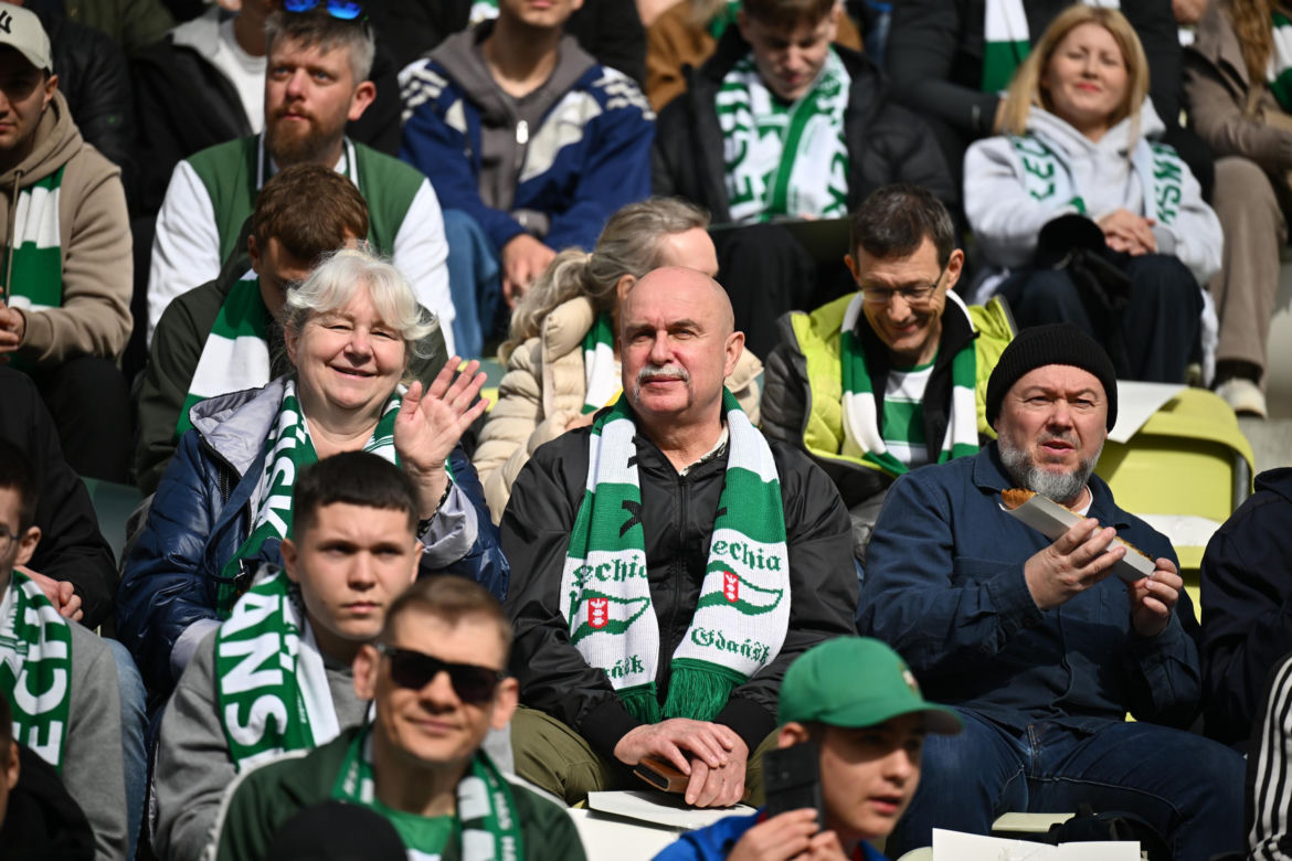 Lechia Gdańsk - Legia Warszawa: Zdjęcia kibiców z meczu 33. kolejki PKO BP Ekstraklasy