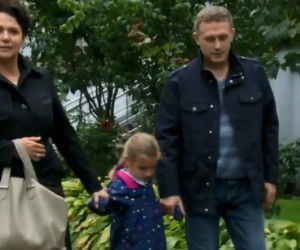 M jak miłość odc. 1108. Marysia (Małgorzata Pieńkowska), Artur (Robert Moskwa), Basia (Maja Wudkiewicz)