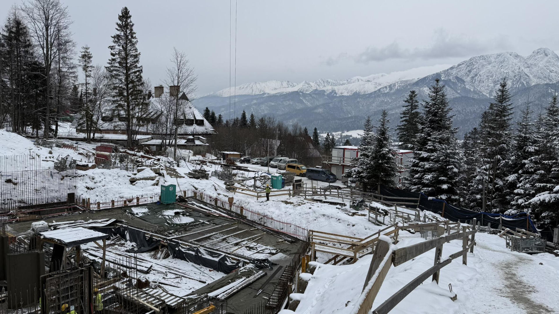 Budowa hotelu Salamandra w Kościelisku - luty 2026
