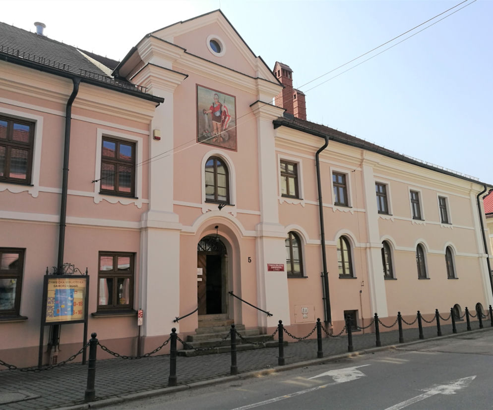 Biblioteka pomoże czytelnikom