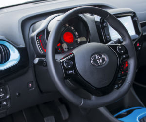 Toyota Aygo Selection x-treme 1.0 VVT-i 72 KM