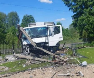 Wypadek ciężarówki w gminie Wręczyca Wielka