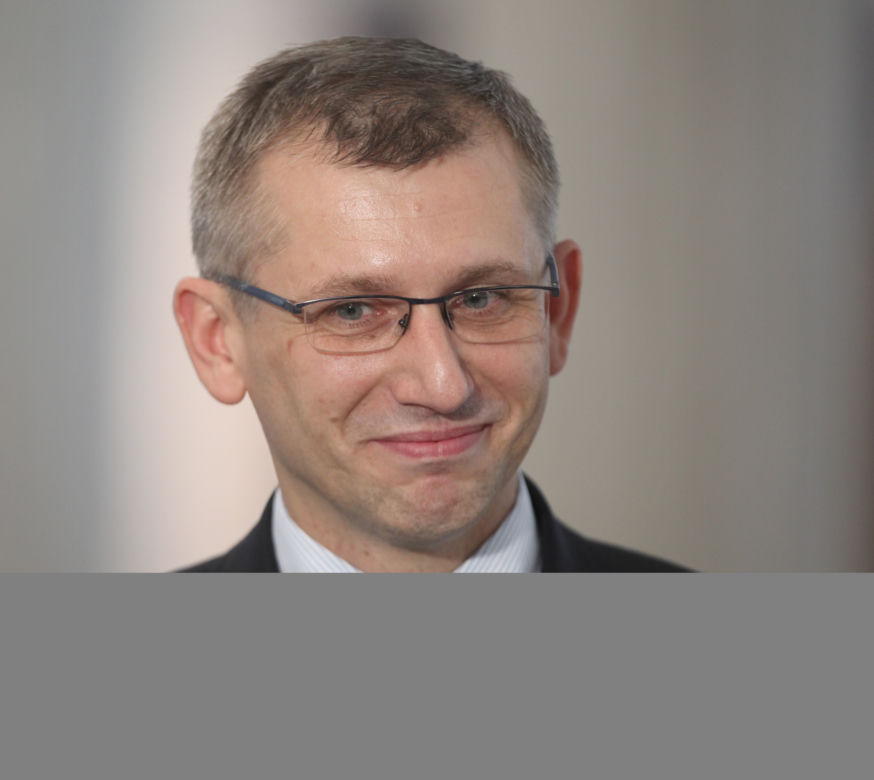 Szef NIK kupił limuzyny kumplom Burego