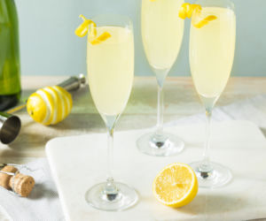 French 75: przepis na koktajl na szampanie