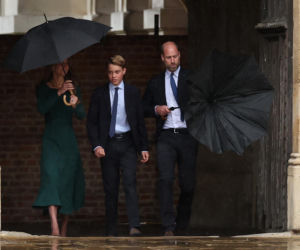 Książę George rozpoczął naukę w Eton. 25 lat temu tą samą szkołę rozpoczynał jego ojciec książę William