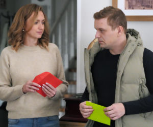 Barwy szczęścia, odcinek 3338. Asia (Anna Gzyra-Augustynowicz), Hubert (Marek Molak)