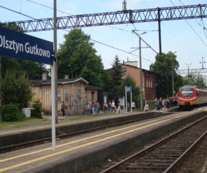 Szybsze podróże koleją z Olsztyna do Dobrego Miasta. Umowa na modernizację linii podpisana