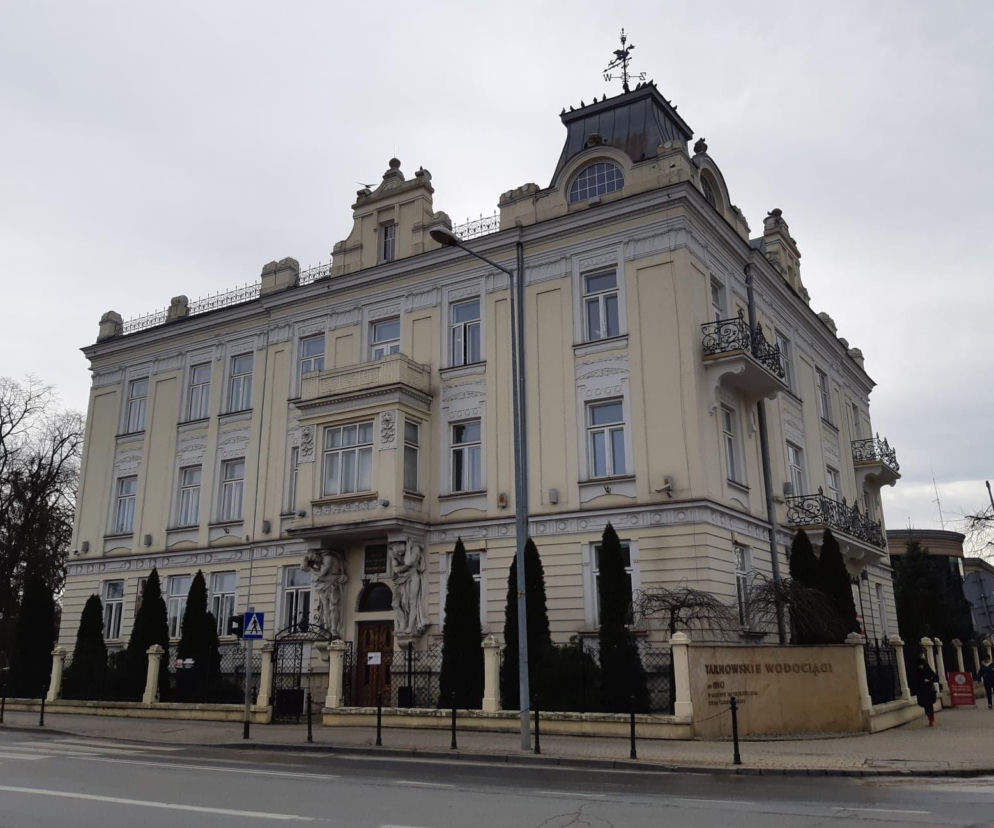 Plan prezydenta przeszedł: miasto wyda 19 mln zł na udziały Azotów 