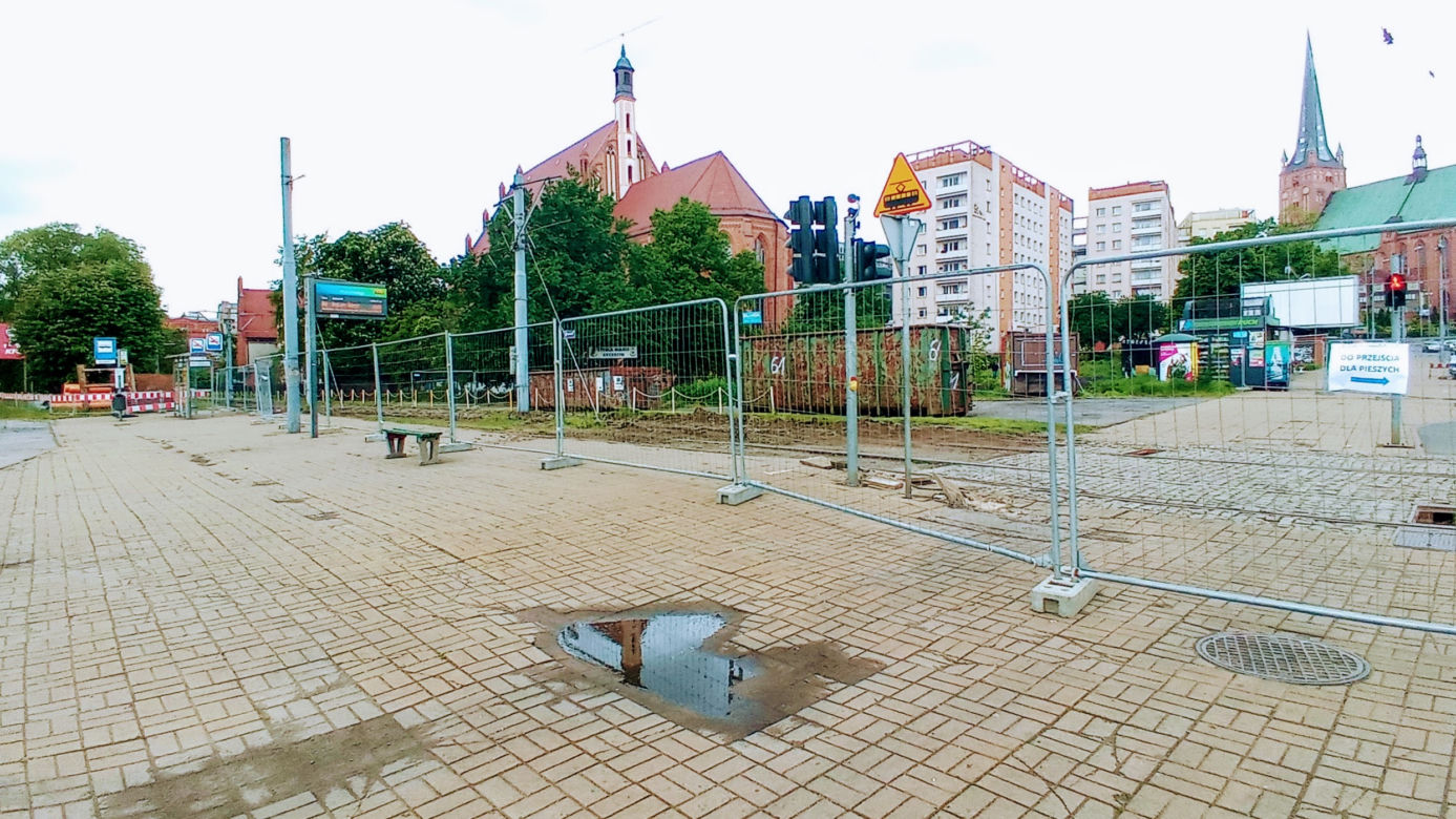 Przebudowa torowisk przy Moście Długim - początek prac