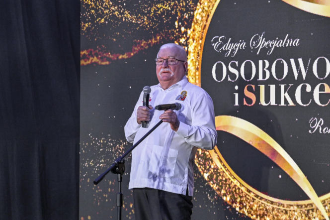 Wałęsa, Doda i Najman z żoną na gali "Osobowości i Sukcesy"
