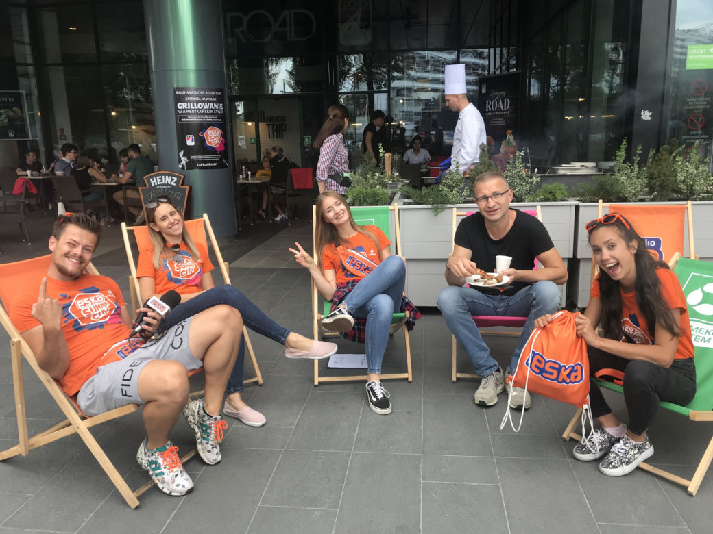 ESC na grillu w Road American Restaurant