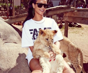 Rihanna w Afryce