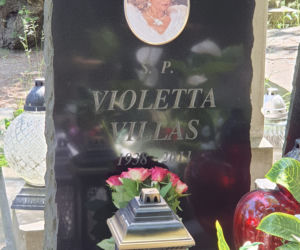 Grób Violetty Villas