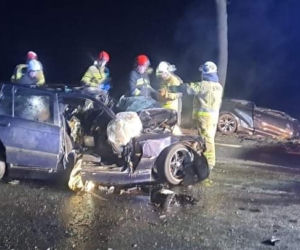Wola Łącka. 19- i 20-latek nie żyją, dwie osoby ciężko ranne! Szokujący wypadek na DK 60 [ZDJĘCIA]