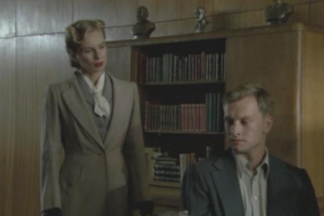 CZAS HONORU 5, odc. 60. Ada Lewińska (Magdalena Cielecka) i Michał Konarski (Jakub Wesołowski)