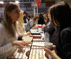 Samochody, suknie, biżuteria, torty. Ślub jak z bajki w Nowym Sączu 