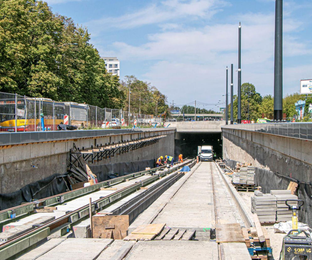 Tunel tramwajowy pod Dworcem Zachodnim coraz bliżej. Prace postępują