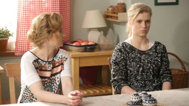 M jak miłość odc. 1233. Ewa (Dominika Kluźniak), Natalka (Marcjanna Lelek)