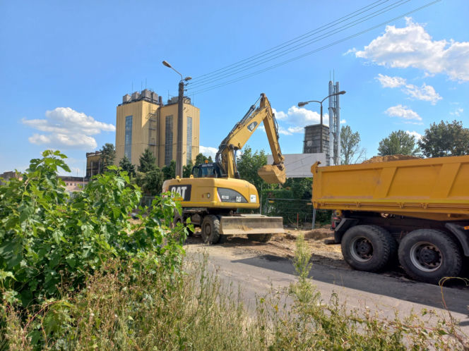 Znikną "kocie łby". Cała Święciechowska w Lesznie będzie asfaltowa