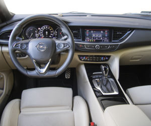 Opel Insignia Country Tourer 1.6 Turbo 200 KM A6